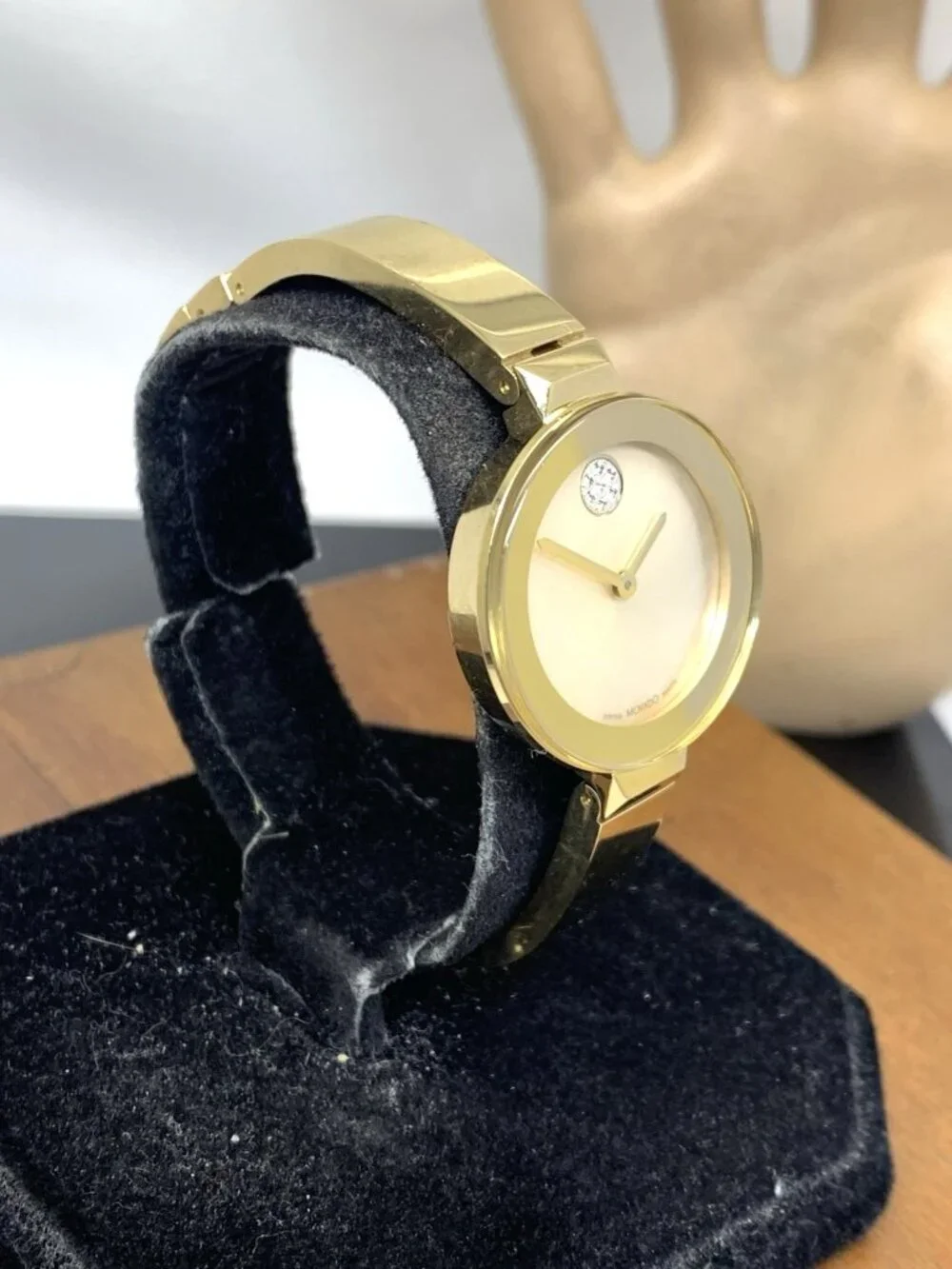 Movado Women's Watch 3600627 Bold Mother of Pearl Dial Swiss Quartz Steel 28mm